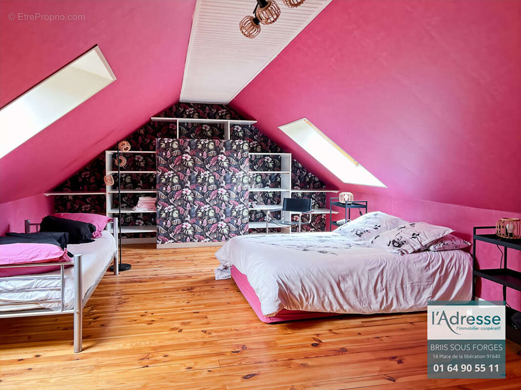 Maison à FONTENAY-LES-BRIIS