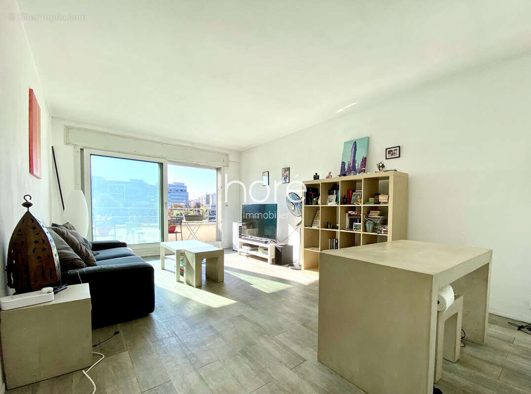 Appartement à ASNIERES-SUR-SEINE