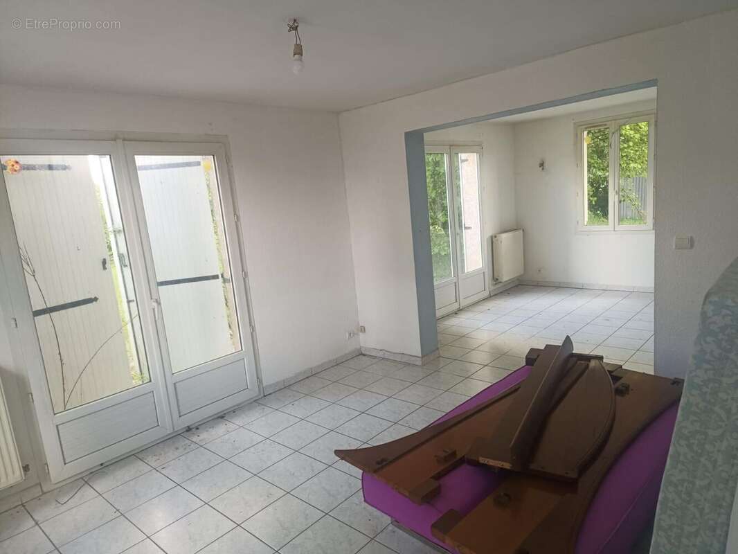 Photo 6 - Maison à VIEU-D'IZENAVE