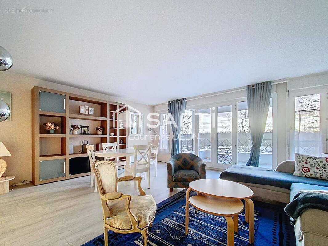 Photo 2 - Appartement à CERGY