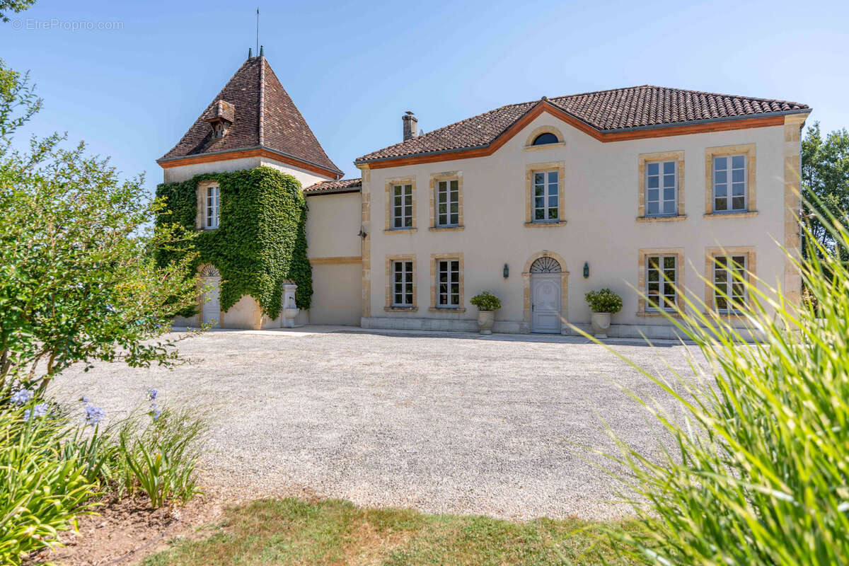 Maison à VILLENEUVE-SUR-LOT