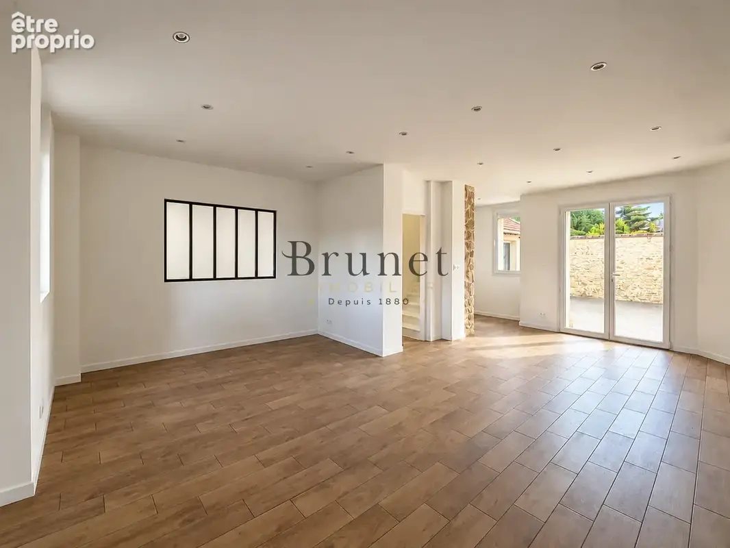 MAISON FAMILIALE - 4 PIECES 146m2 - Intégralement Rénovée - photo 4