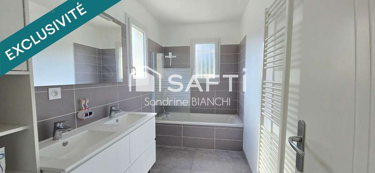 Photo 5 - Maison à JANNEYRIAS