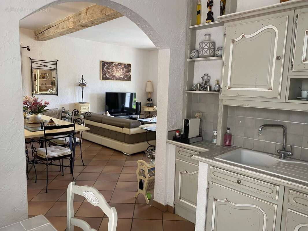AURIOL VILLA  proche centre - photo 10