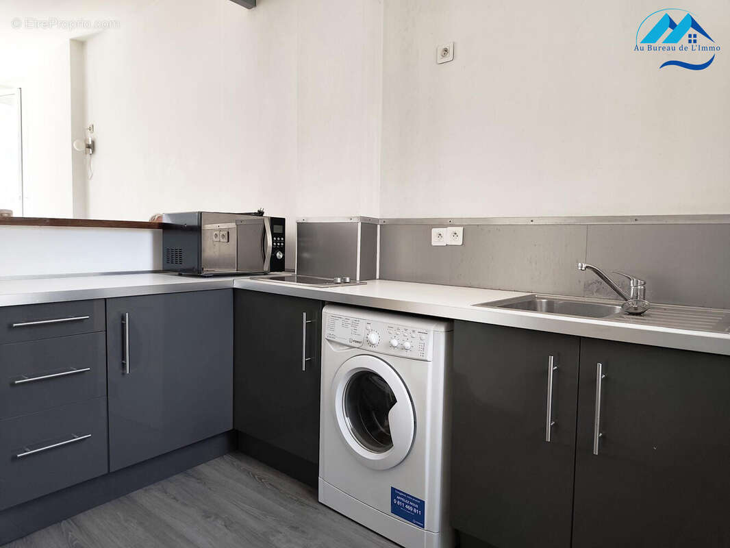 Appartement à MARSEILLE-5E