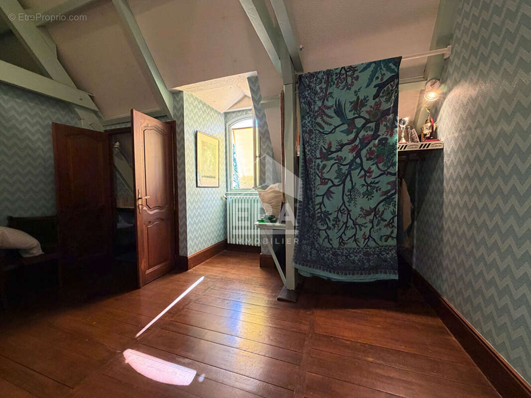 Maison 238m² à sanilhac - photo 11
