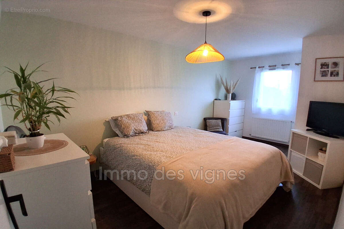 Appartement à AMBARES-ET-LAGRAVE