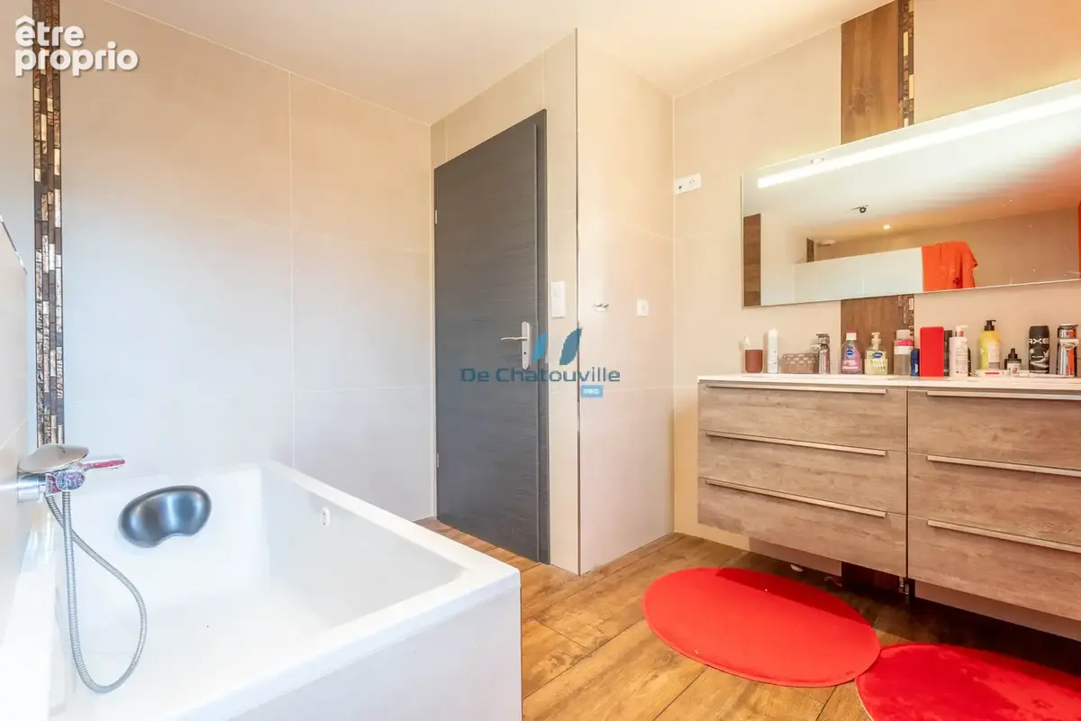 Maison contemporaine d'exception à Saint-Jean-des-Vignes (240 m2) - photo 9