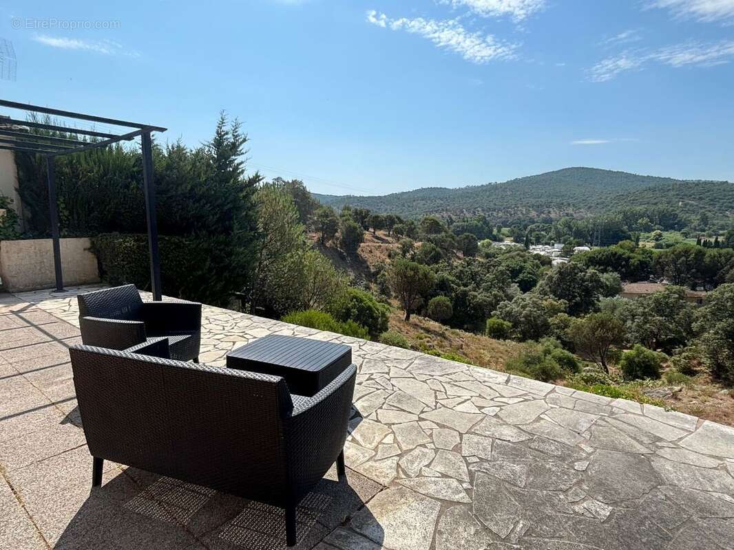 Maison 33 m² à Roquebrune-Sur-Argens  - photo 4