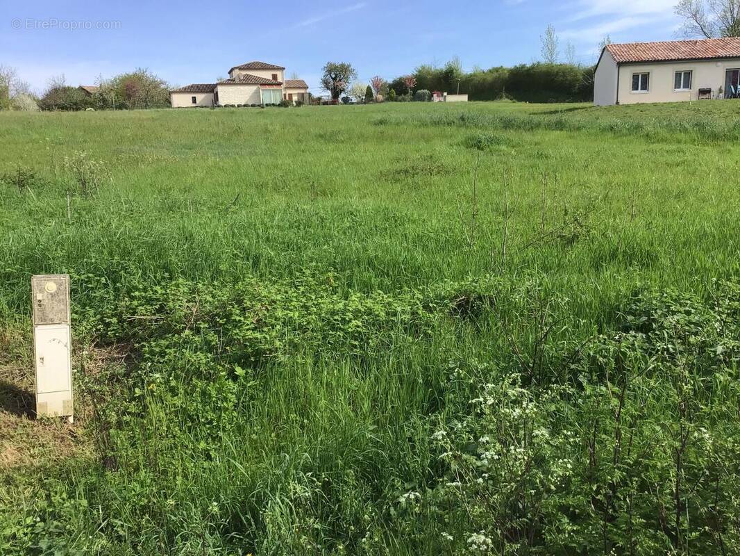 Photo 1 - Terrain à DOUDRAC