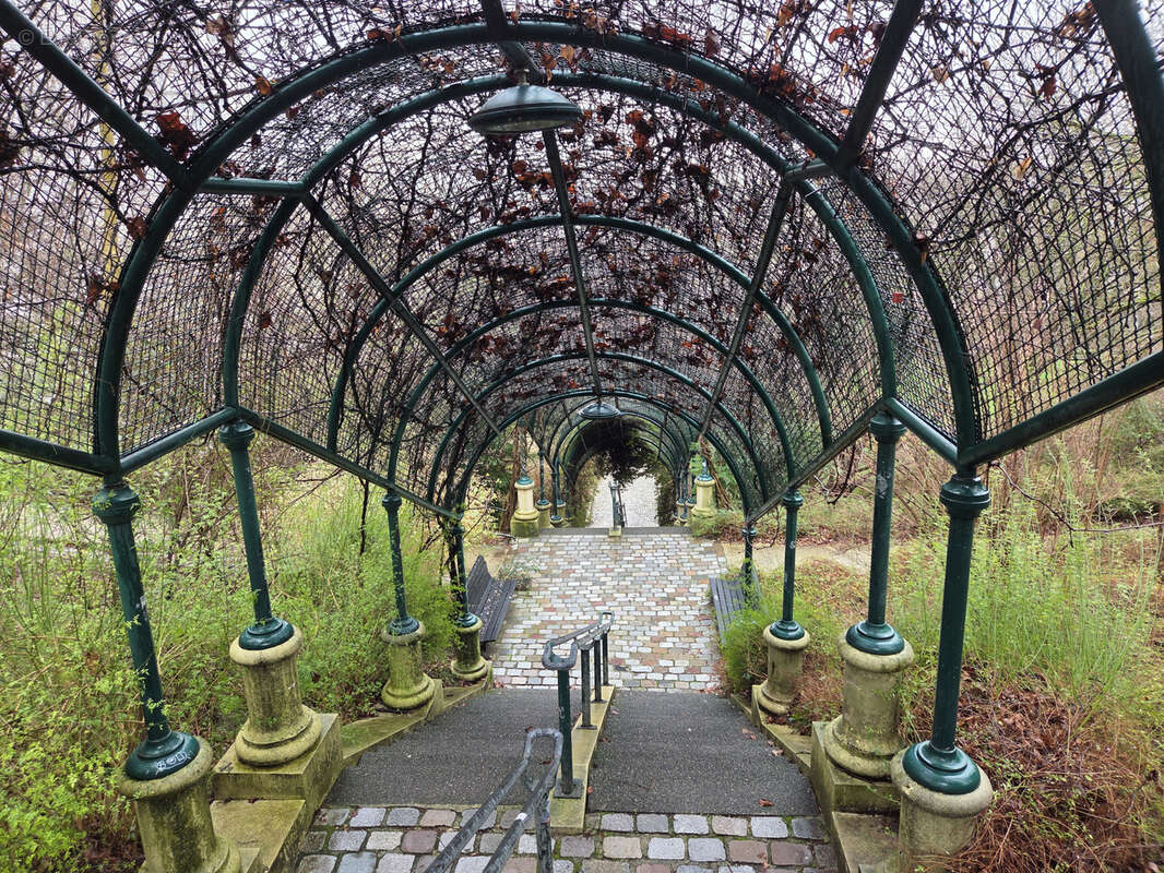 Appartement à PARIS-20E