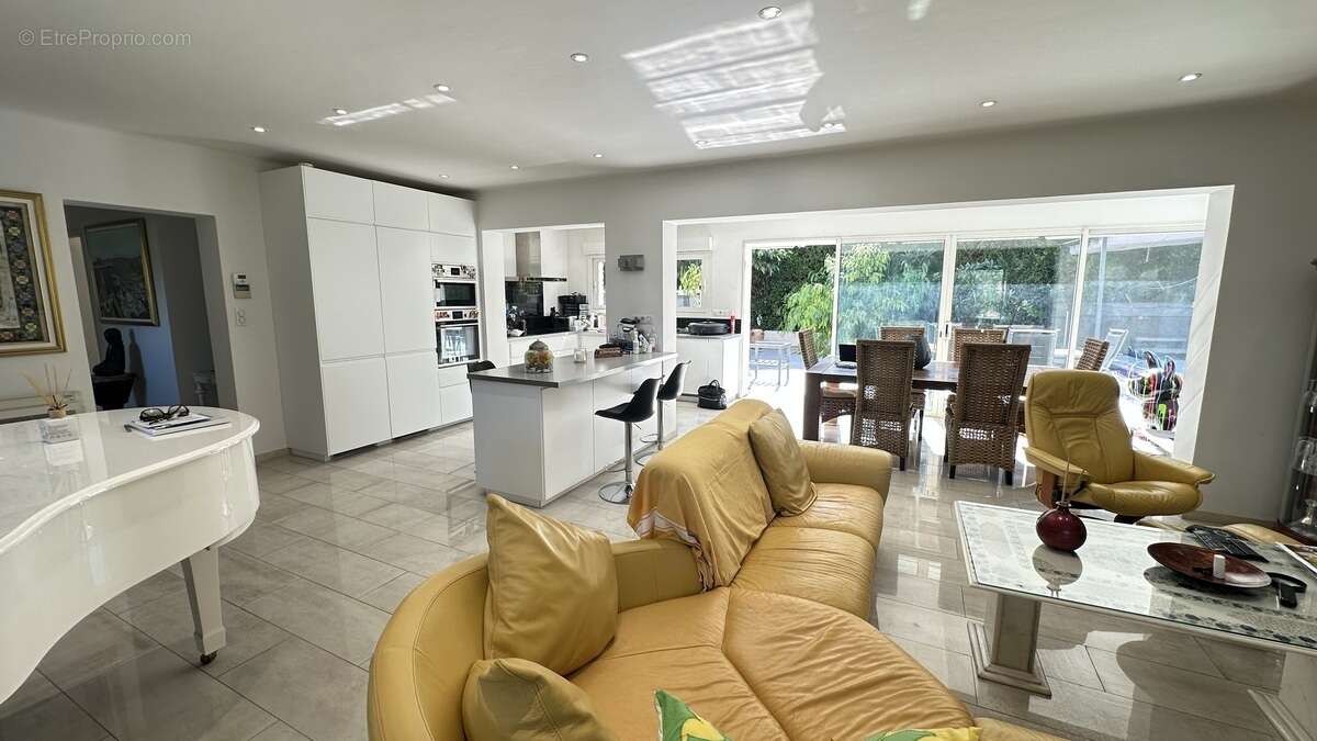 Maison à SANARY-SUR-MER