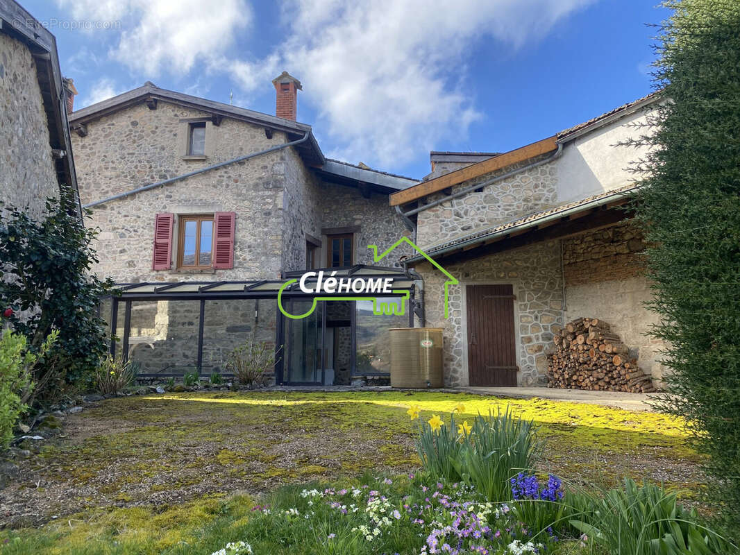 Maison à BEAUJEU