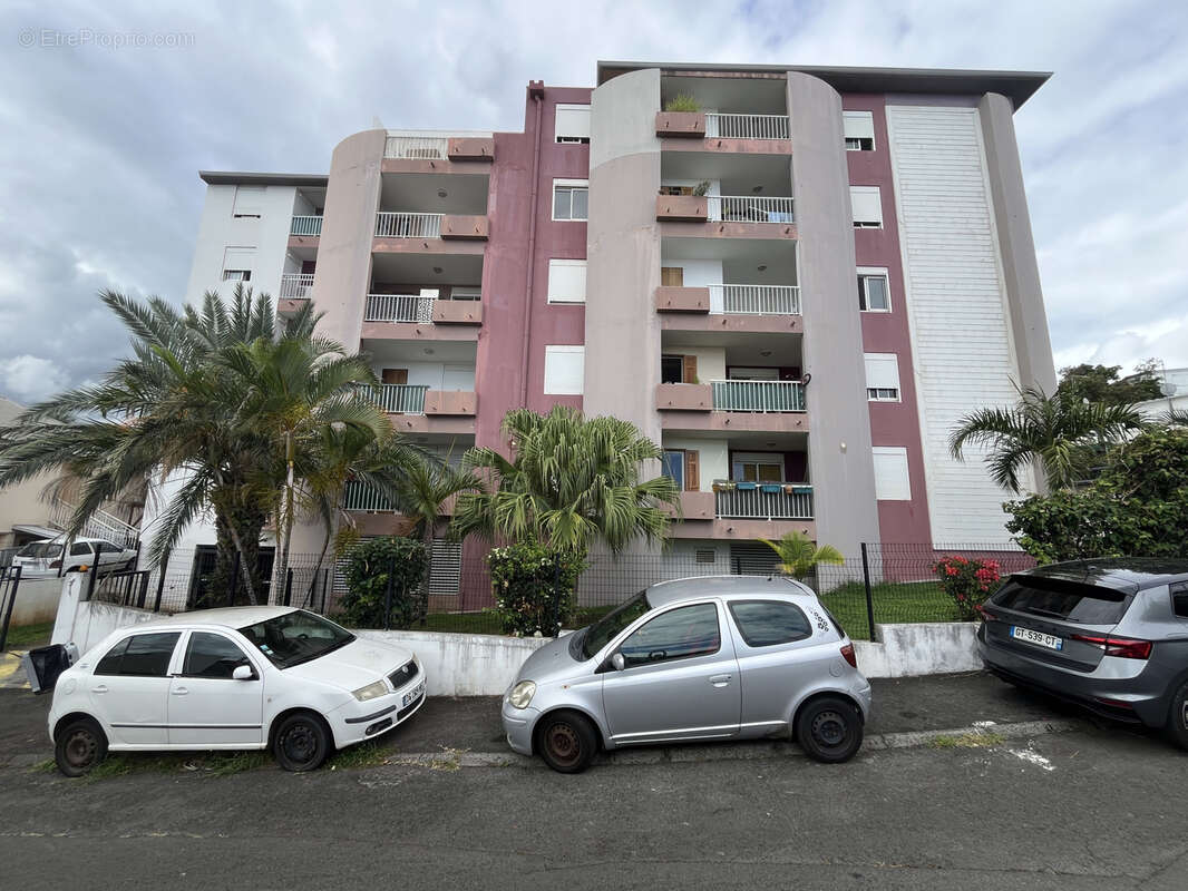 Appartement à SAINT-DENIS