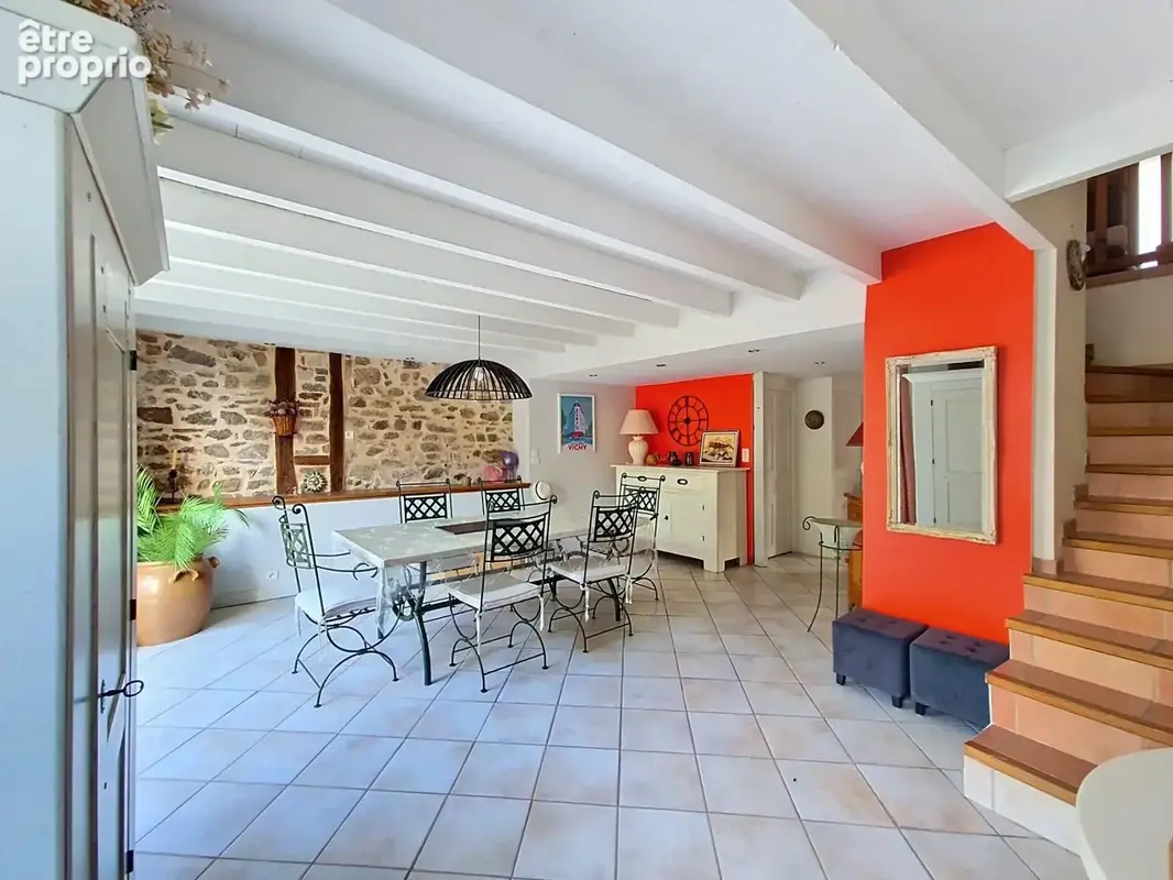 Photo 1 - Maison à LAPRUGNE