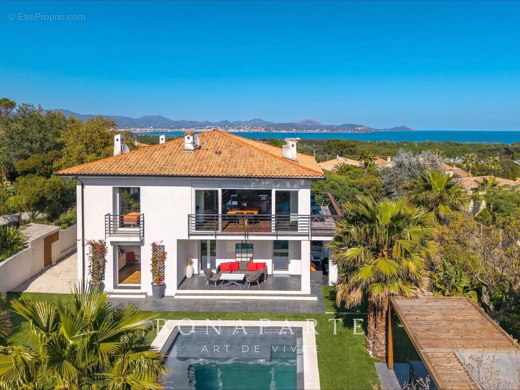 Maison à FREJUS
