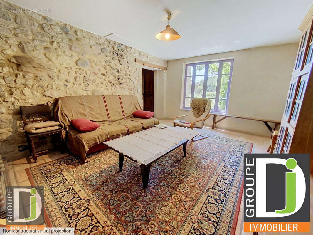 Maison 244 m² à Vaunaveys-La-Rochette  - photo 2