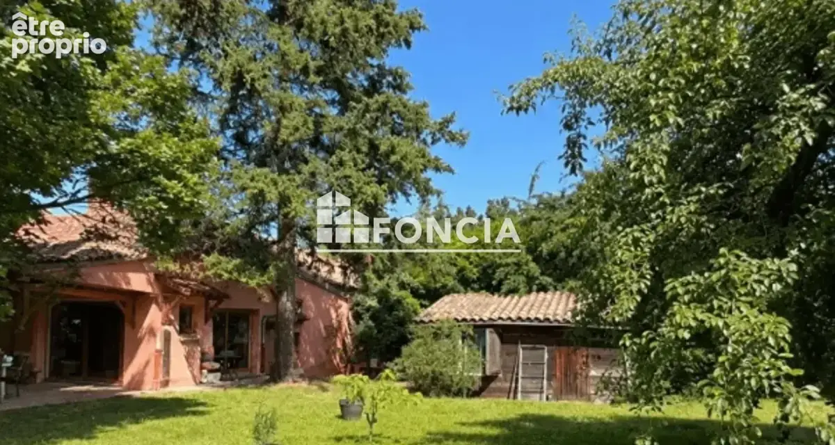 Maison à LIMAS