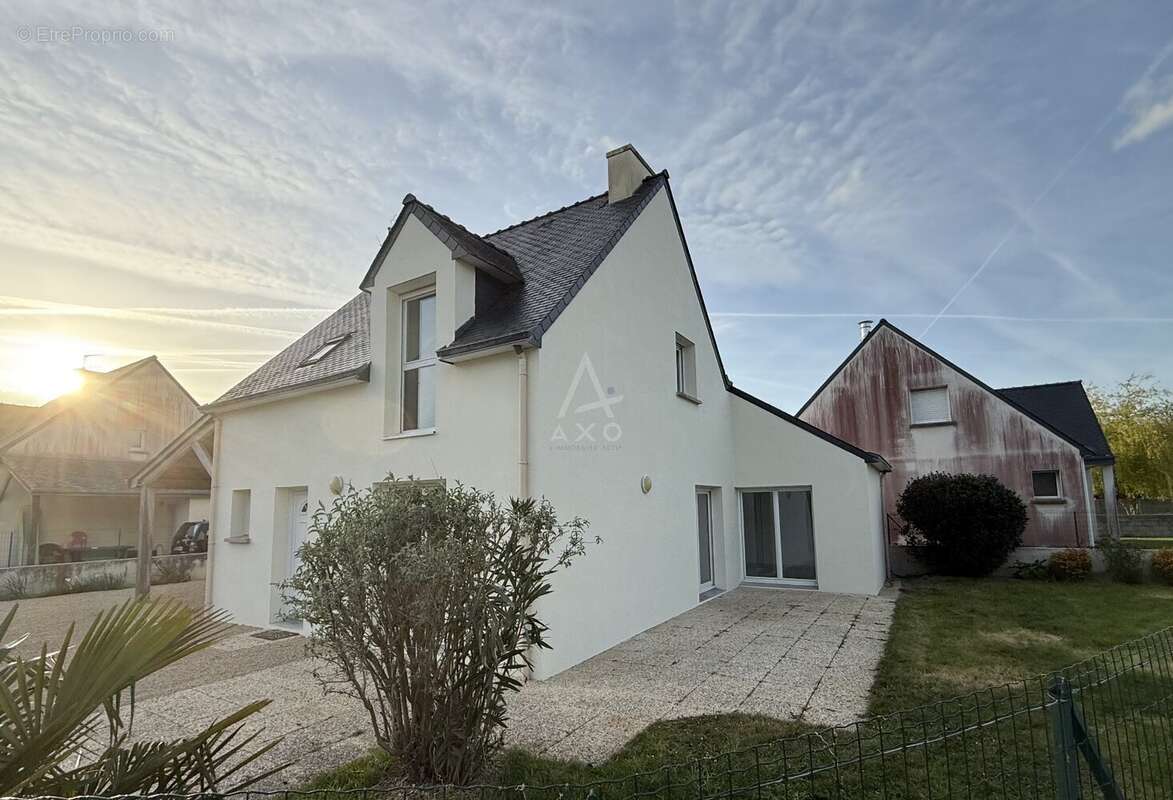 Maison à LOCOAL-MENDON