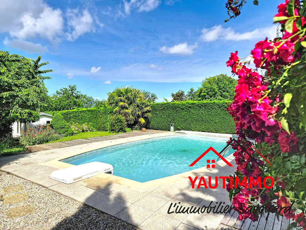 Maison à CRANVES-SALES