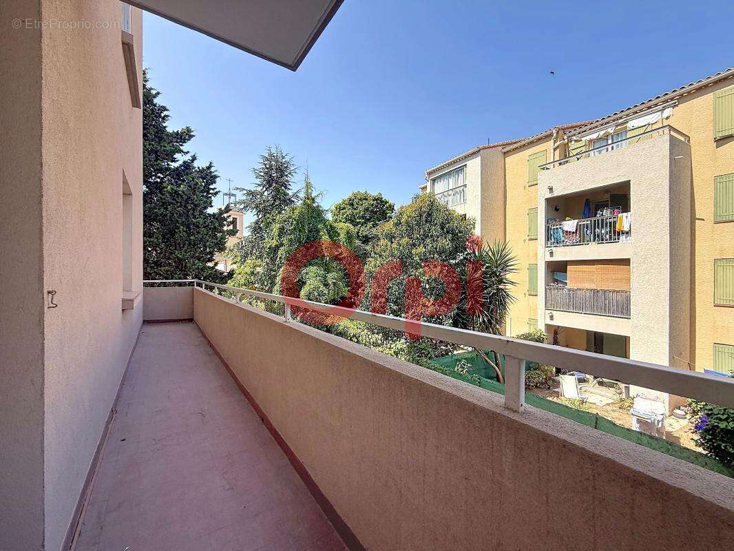 Appartement à SIX-FOURS-LES-PLAGES