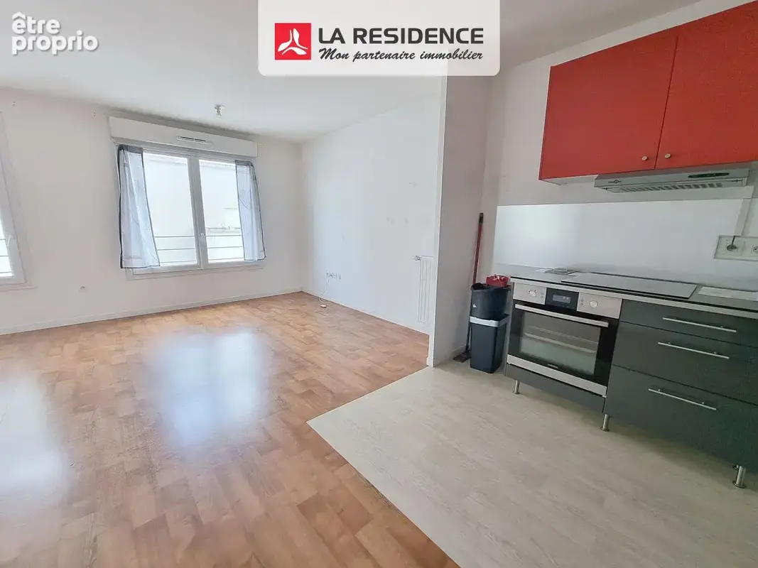 Appartement 3 pièces 55 m² à vendre à Stains (93240) - photo 6