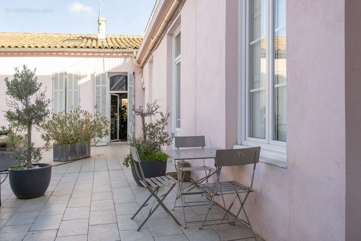 Appartement à AIX-EN-PROVENCE