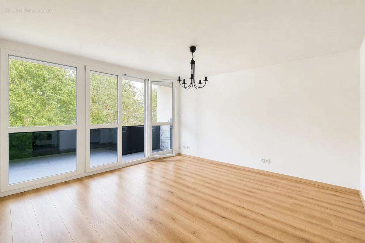 Appartement à YERRES