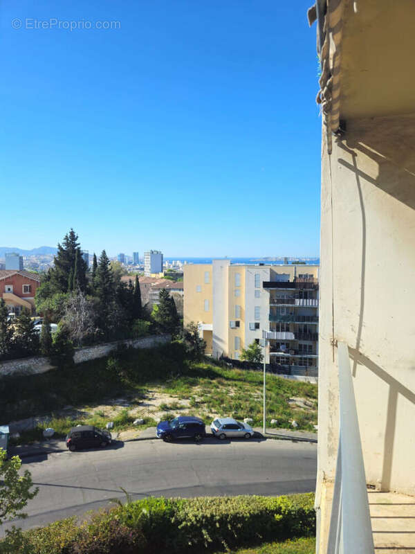 Appartement à MARSEILLE-14E