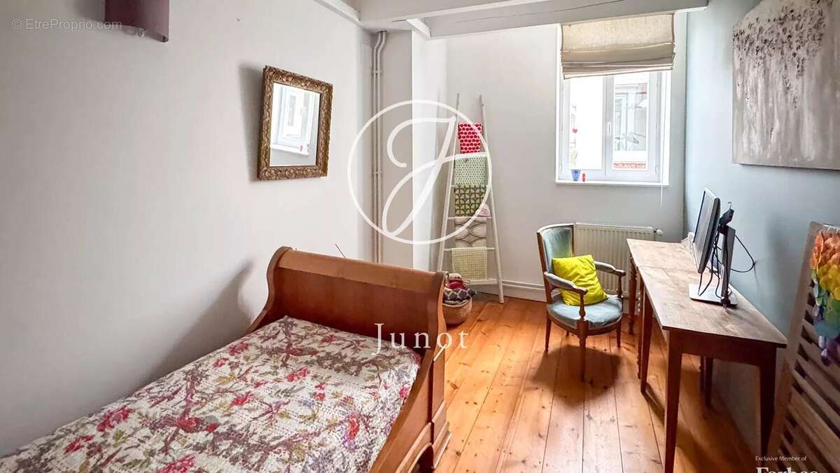 Appartement à LA MADELEINE