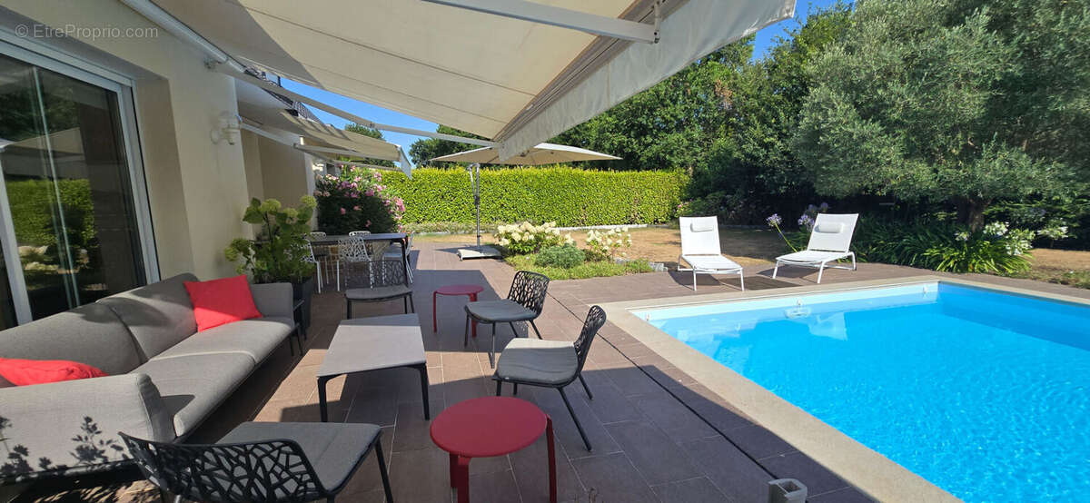 Fouesnant, Beg-Meil, très jolie contemporaine de 205 m² environ, bourg et plages à pied ! - photo 10