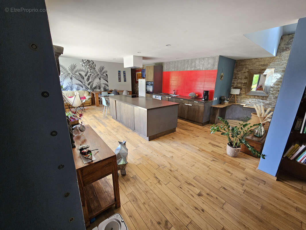 Maison à CLEGUEREC