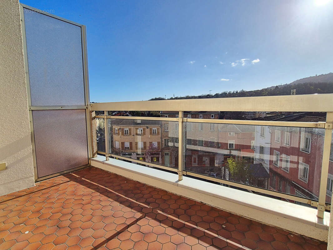 Appartement à FONTAINES-SUR-SAONE