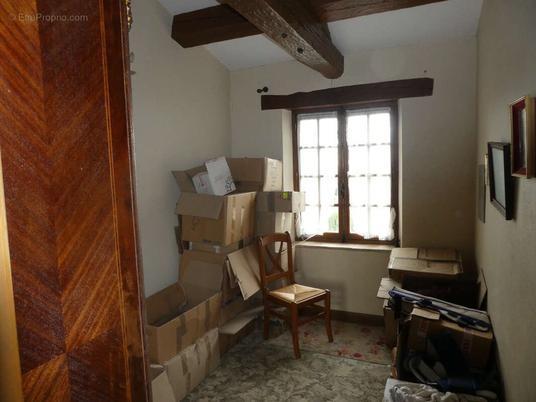 Maison à MONTAIGU-DE-QUERCY