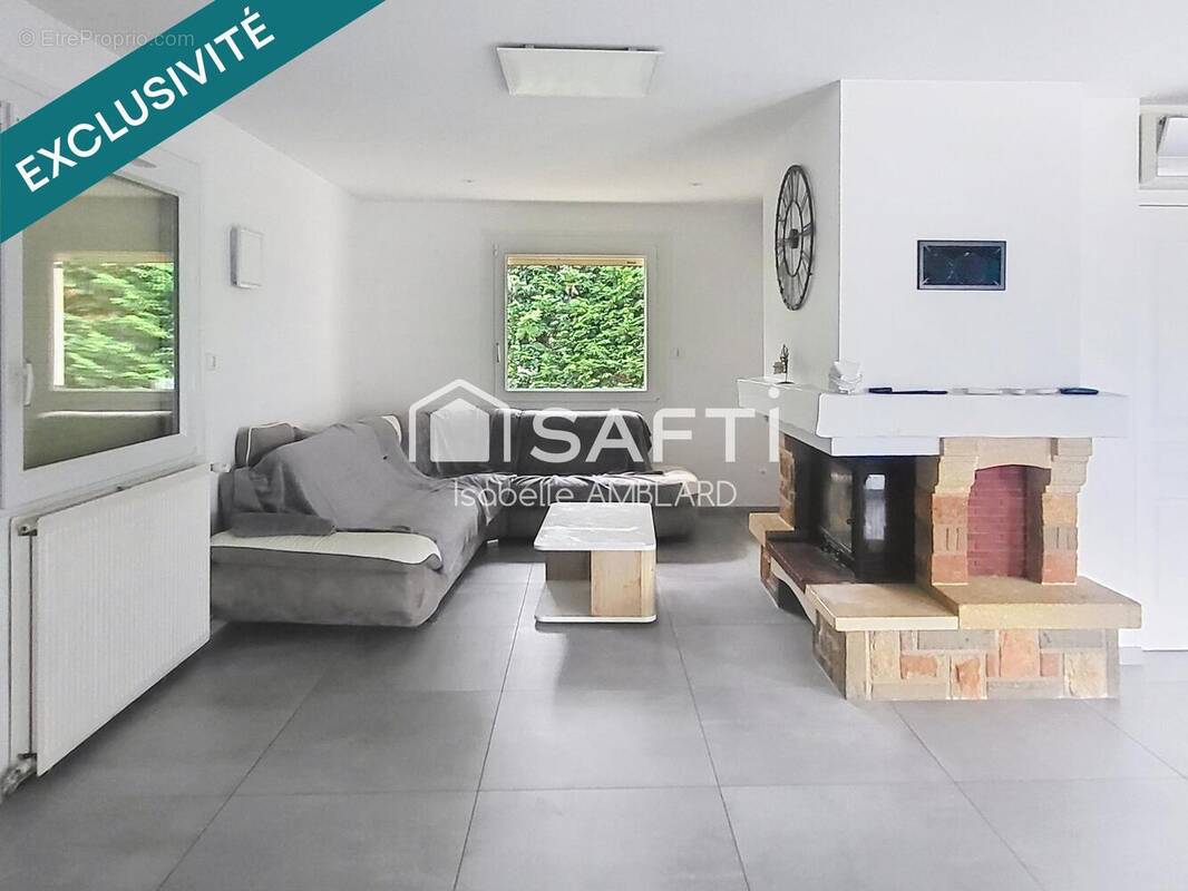 Photo 1 - Maison à PERONNAS