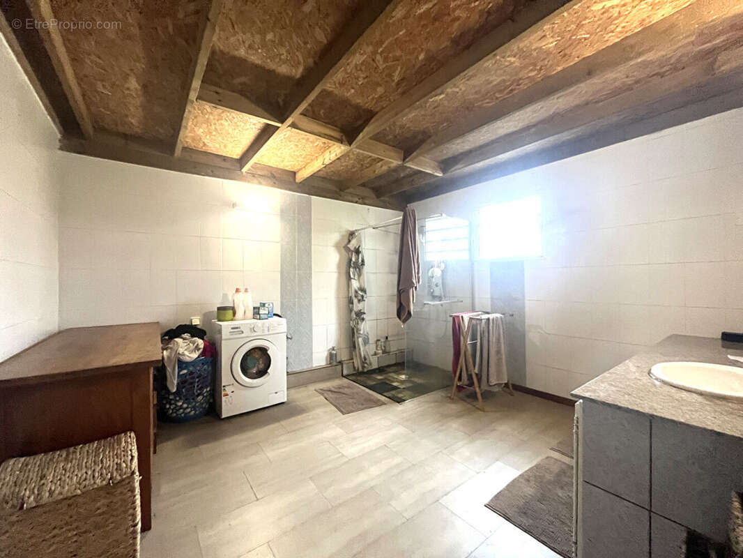 Maison à LA PLAINE-DES-PALMISTES
