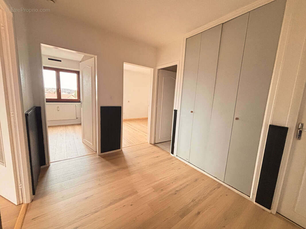 Appartement à SAINT-LOUP-SUR-SEMOUSE