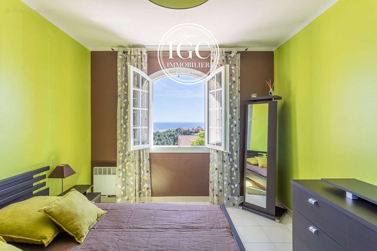 Maison à SAUSSET-LES-PINS