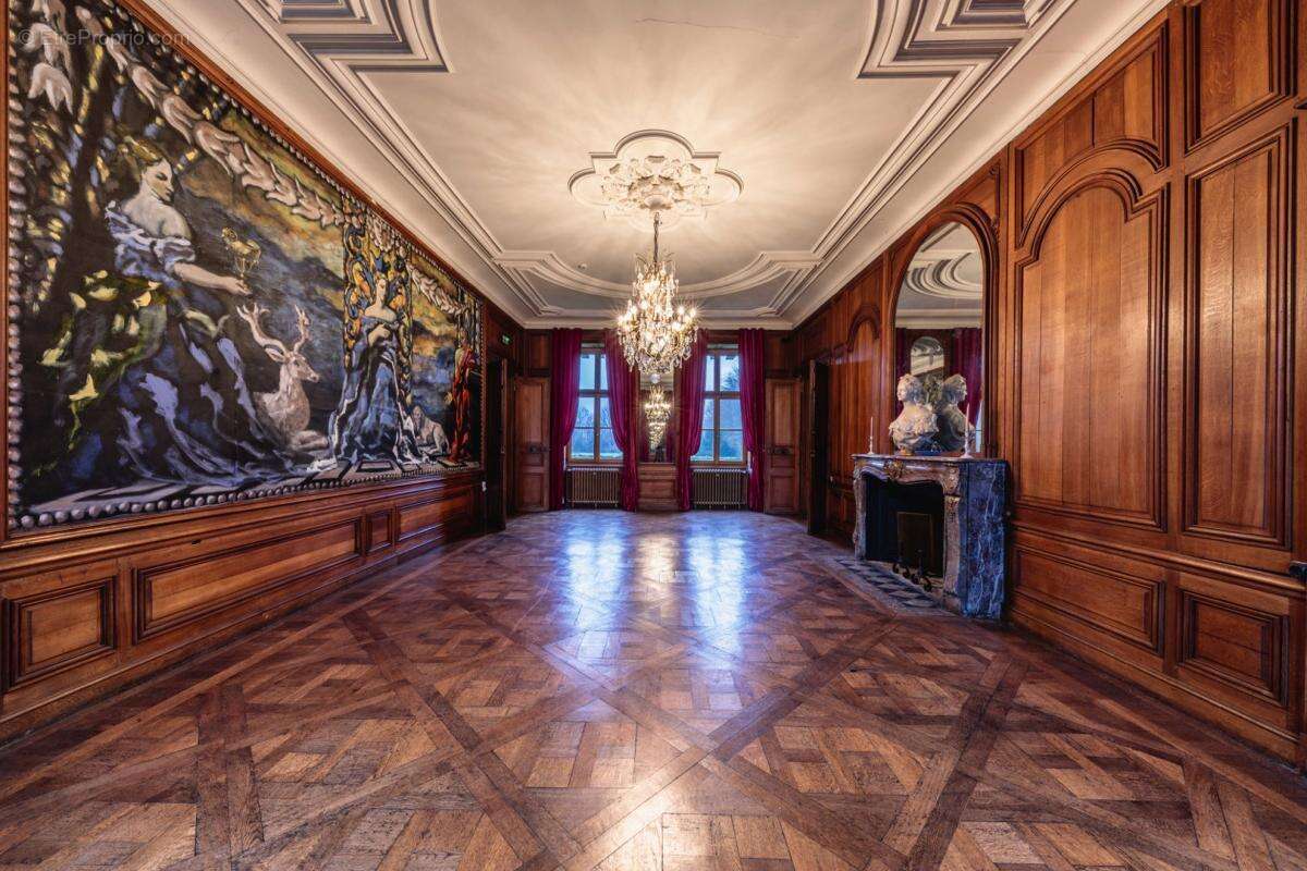 Maison à VITRY-LA-VILLE