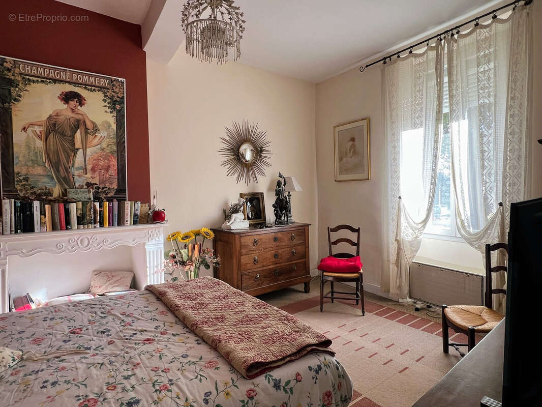 Appartement à LEZIGNAN-CORBIERES