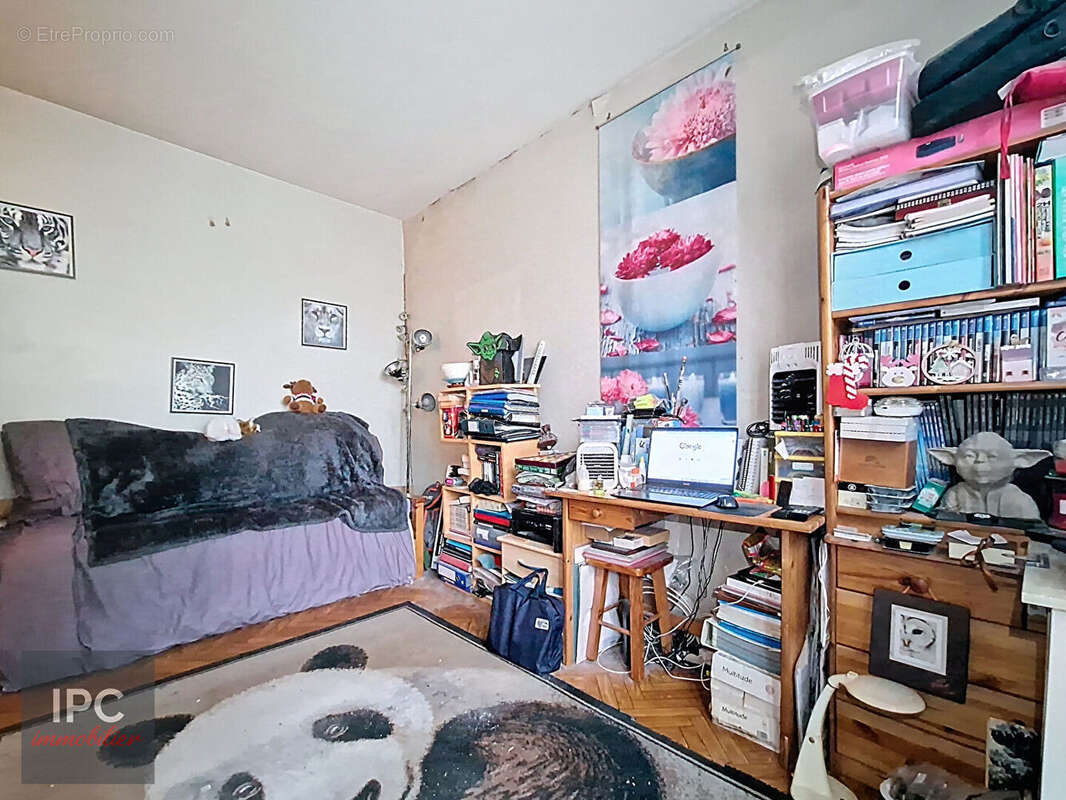 Appartement à CLICHY