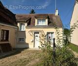 Maison à CONDE-SUR-HUISNE