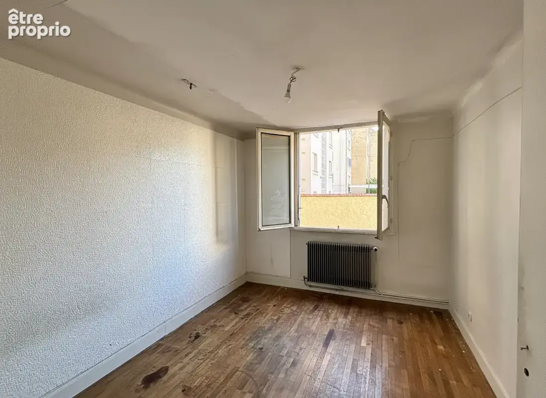Villeurbanne - Appartement T3 de 53 m2 à rénover - photo 3