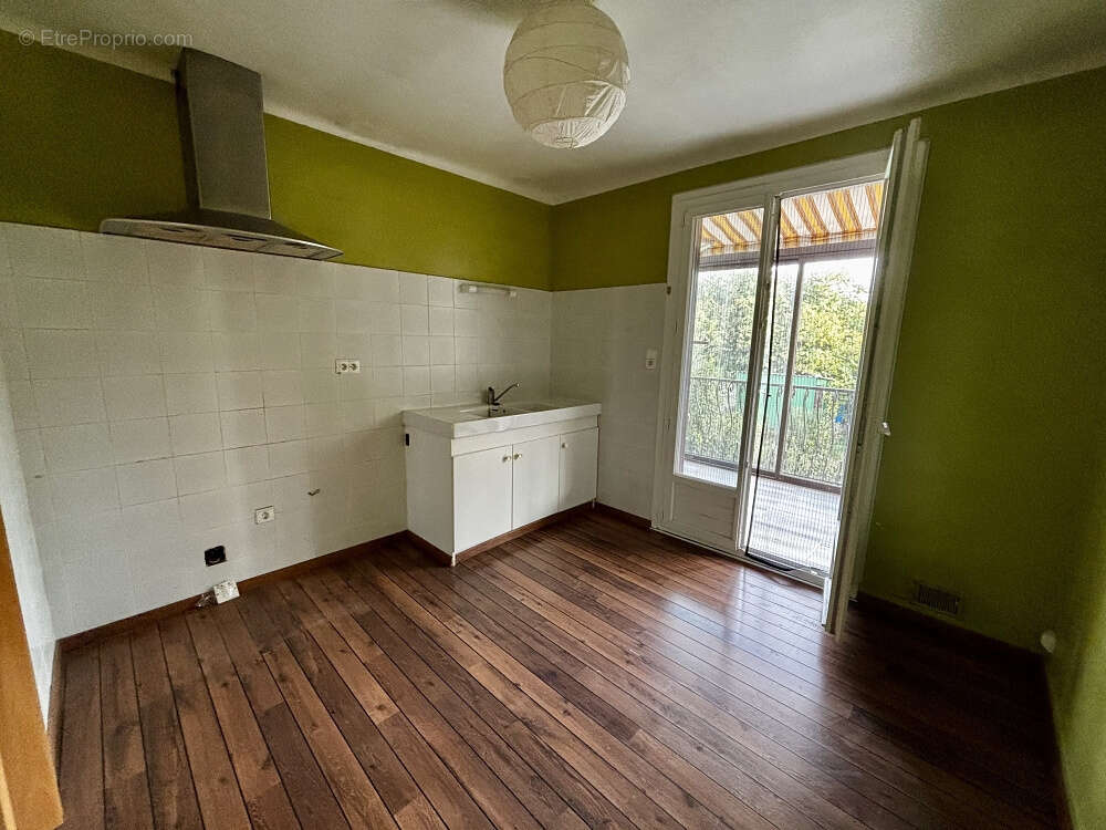Maison composée de deux logements avec jardin - photo 7