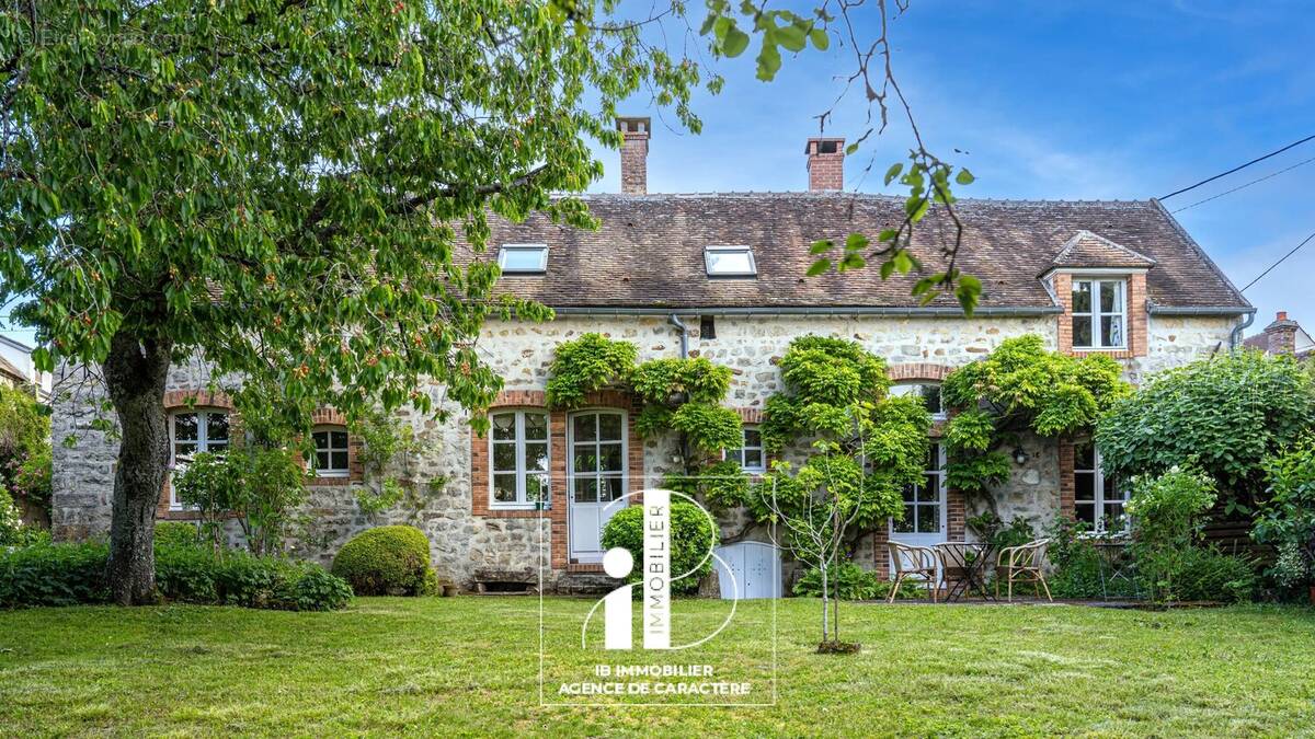 Maison à MONTMACHOUX