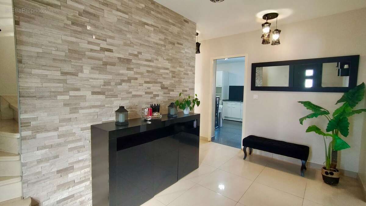 Maison à ALLONVILLE