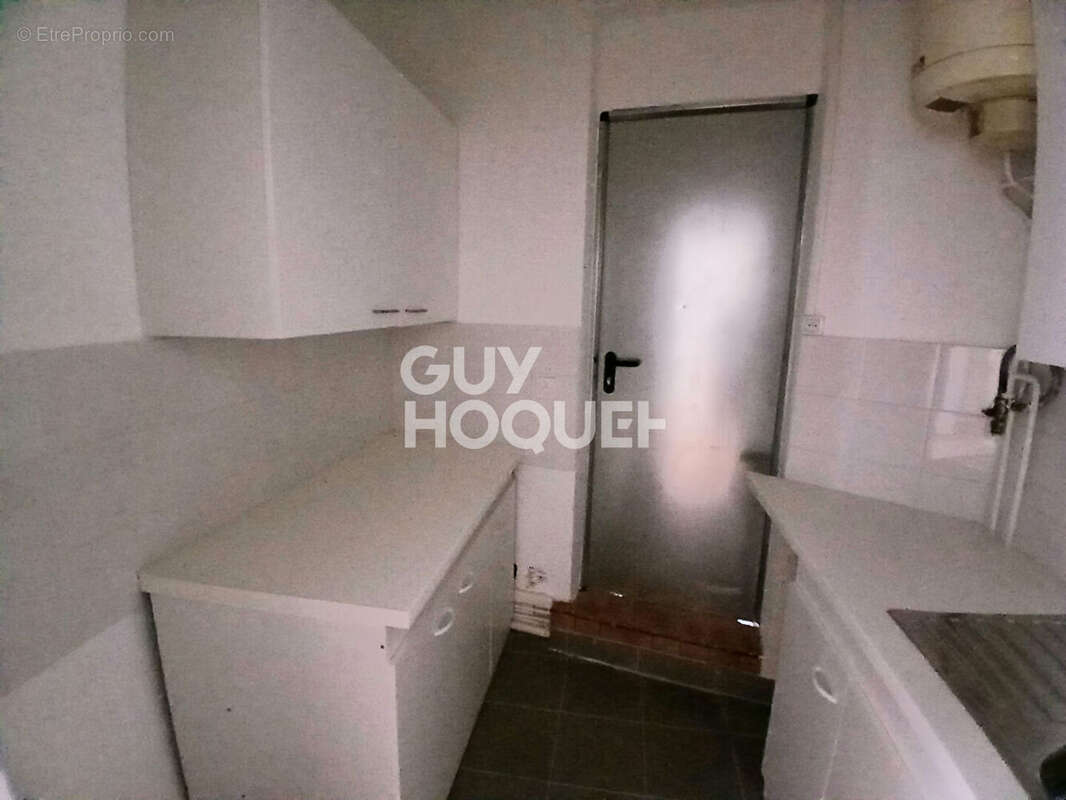 Appartement à PARIS-19E