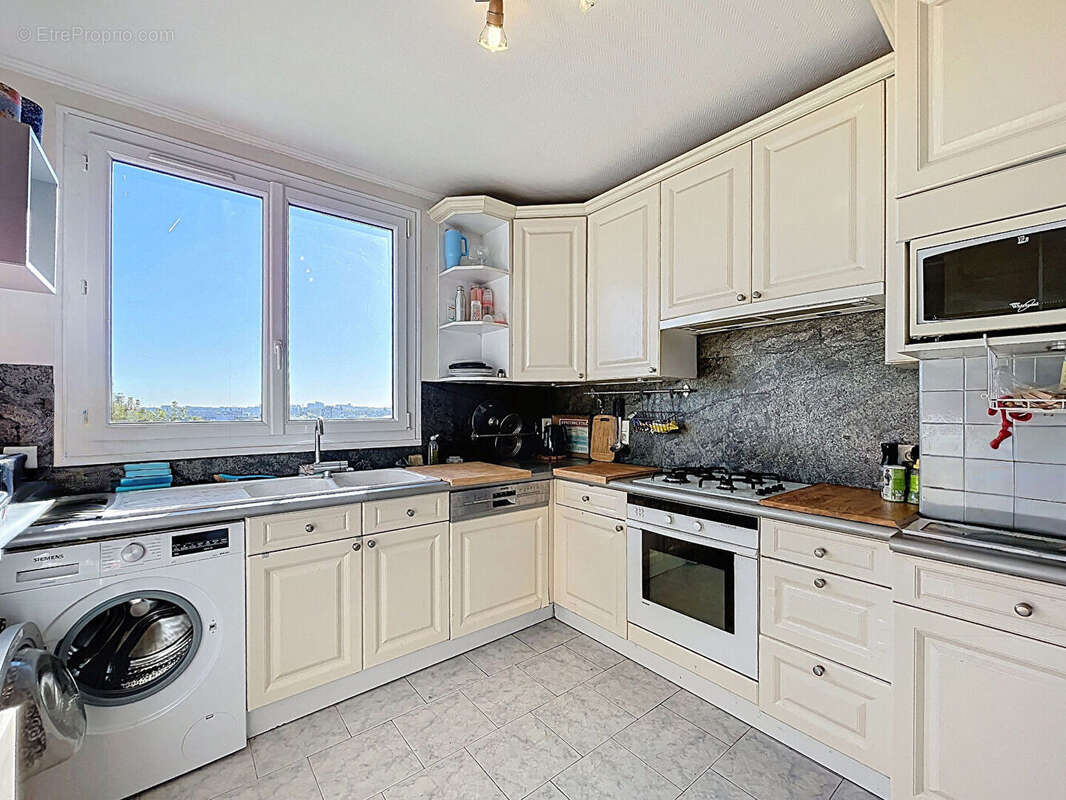 Appartement à CHATILLON