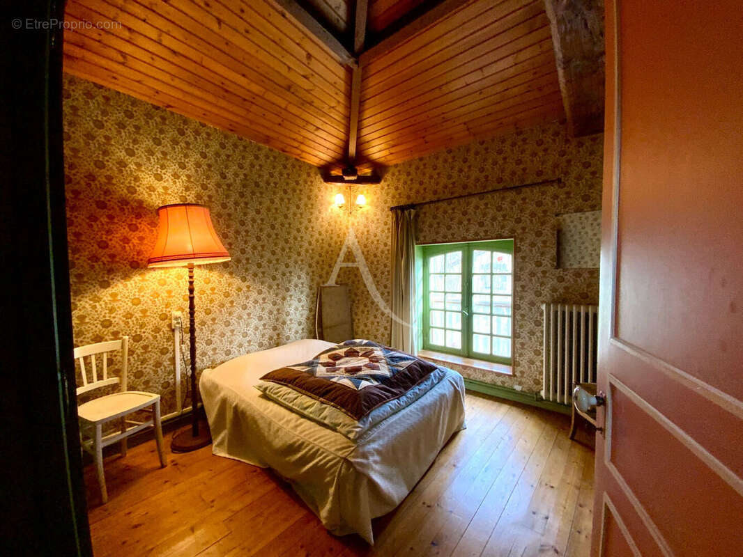 Maison à CRITEUIL-LA-MAGDELEINE