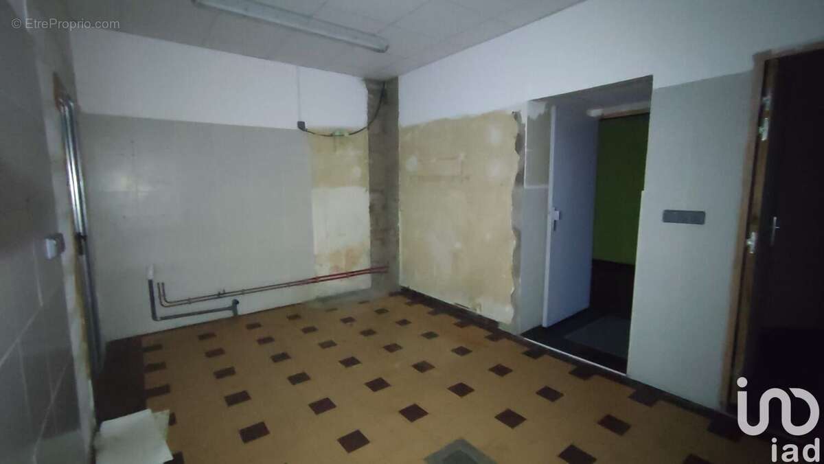 Photo 4 - Commerce à NOUZONVILLE